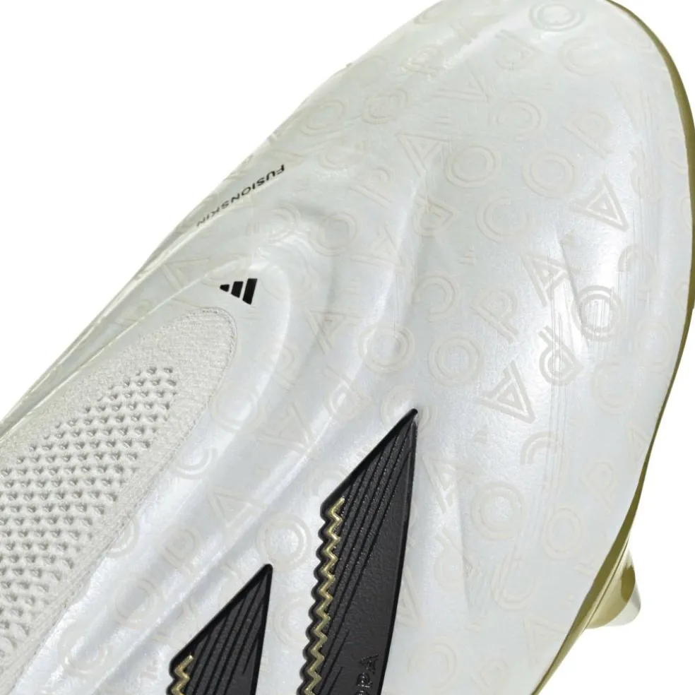 Copa Pure 3 Laceless Soft Ground Football Boots.
