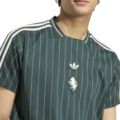 Juventus Terrace Icons Shirt Adults