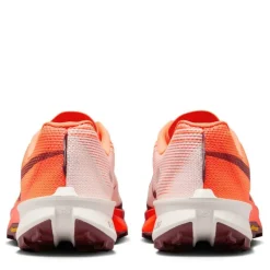 Kiger 10 Trail Running Shoes Mens