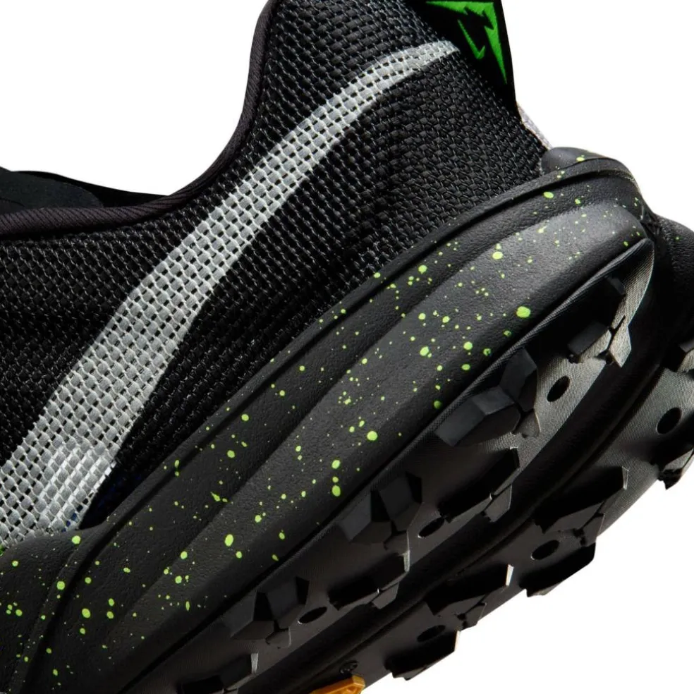 Kiger 10 Trail Running Shoes Mens