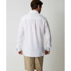 Men's Long-Sleeve Oxford Shirt