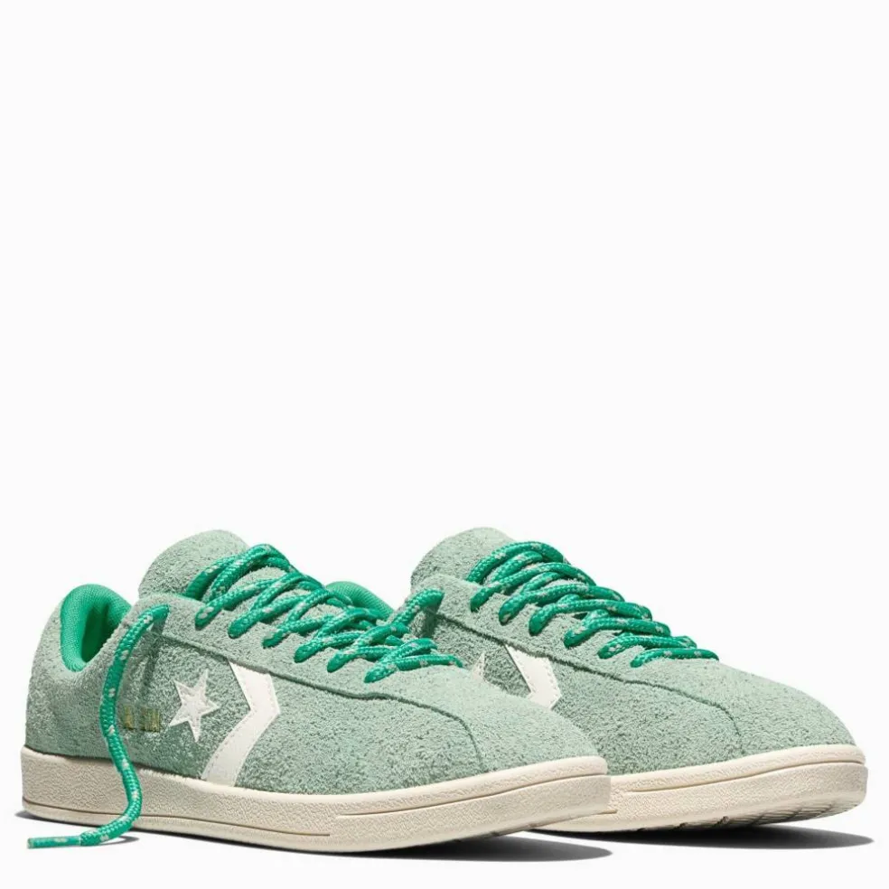 Men's Low-Top Trainers