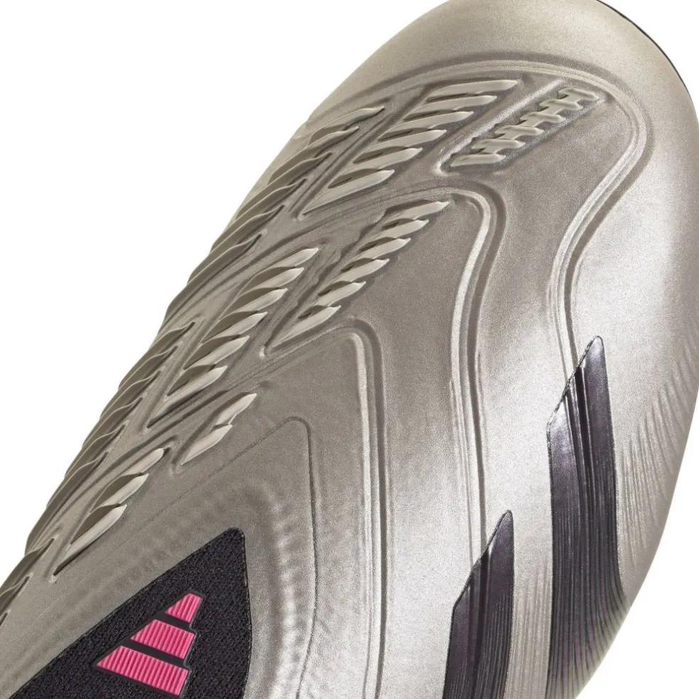 Predator Elite Laceless Astro Turf Football Boots