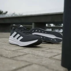 Questar 3 Mens Running Shoes