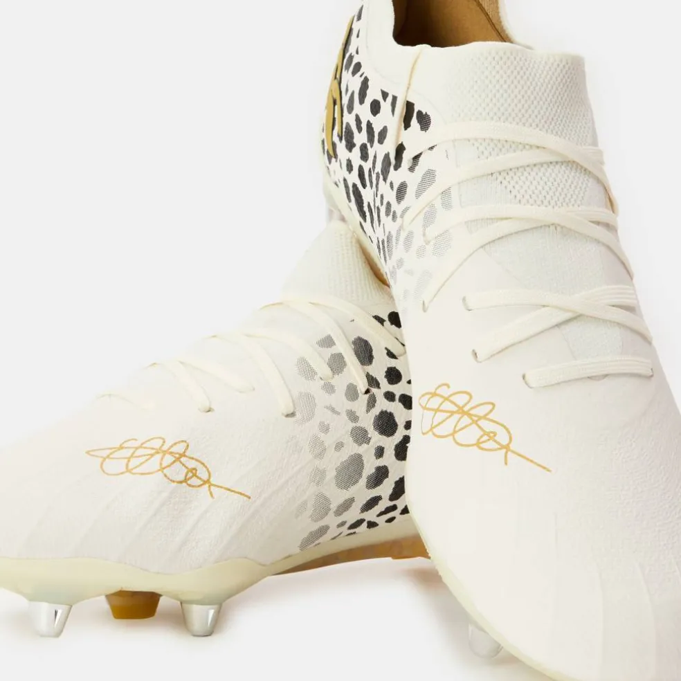Speed Falcon Ellie Kundunne x CCC Soft Ground Rugby Boots