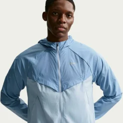 Stride Jacket