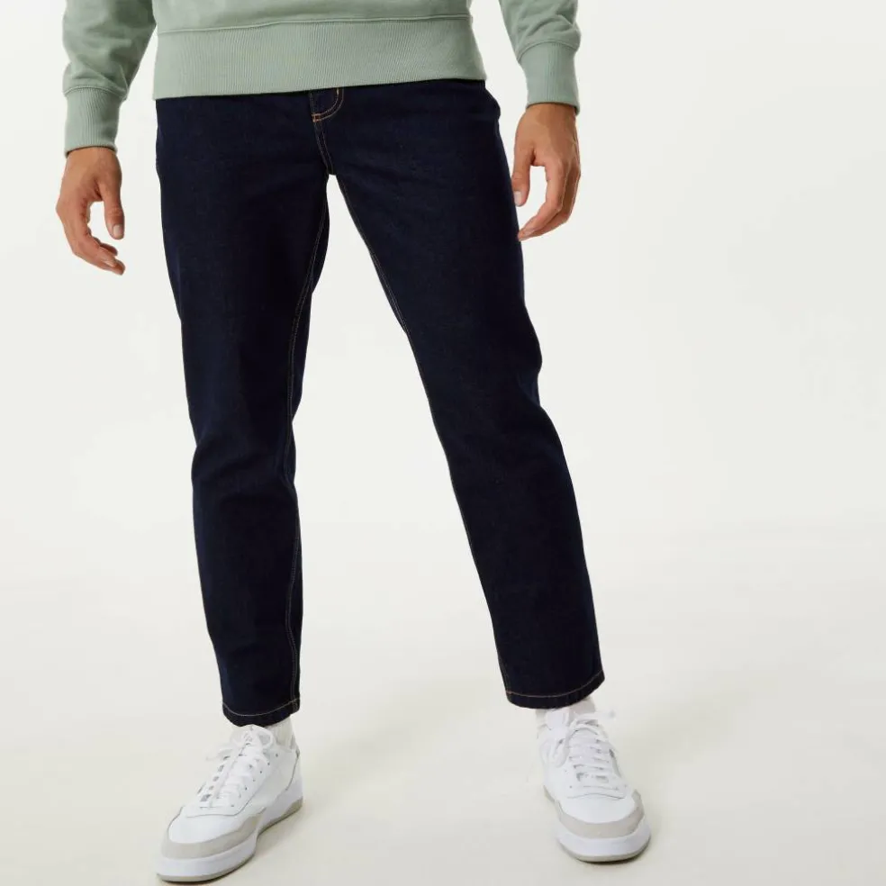 Tapered Jeans