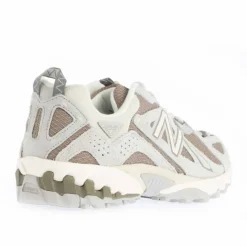 610 V1 Trainers
