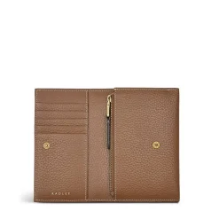 Women's Oak Street Leather Medium Purse